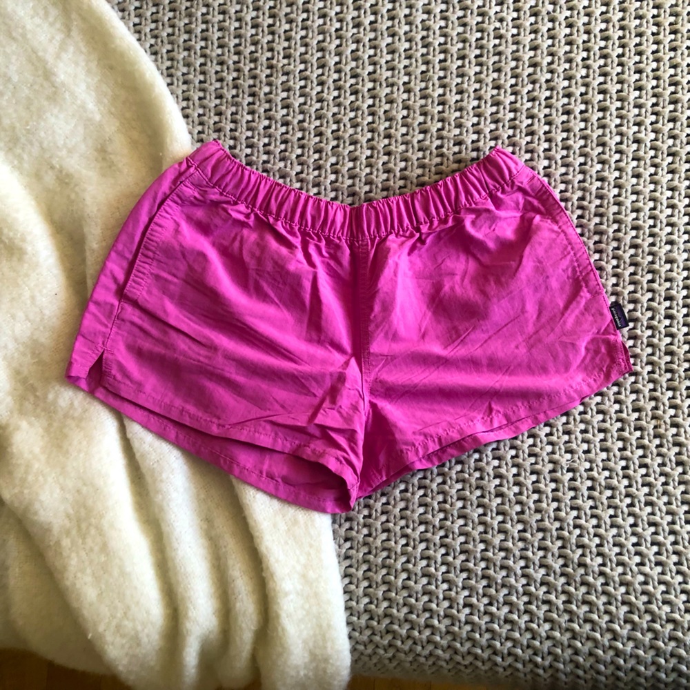 PATAGONIA Pink Athletic Shorts (Size: M)